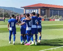 又见绝平！马德里竞技与川崎前锋鏖战至终场，萨巴伦卡读秒救主(横滨对川崎前锋)